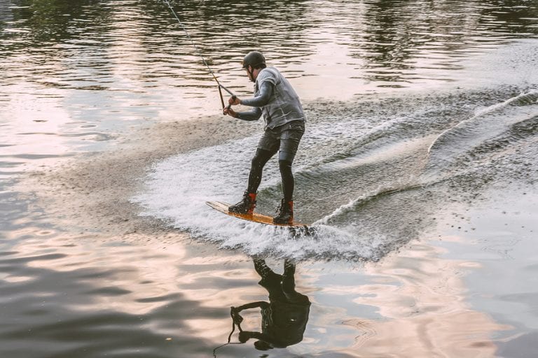 8 Best Drysuits for Wakeboarding in 2021